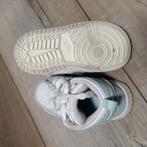 Toddler air jordans - Picture 5 of 7